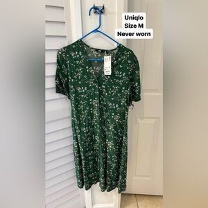 Uniqlo Women's Green Dress Size M
